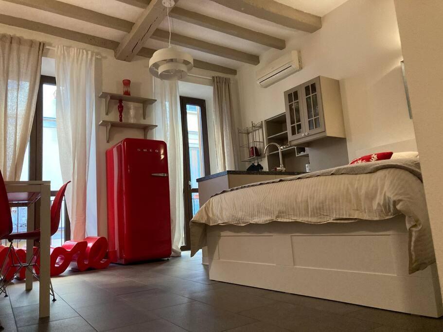 Il Torchietto, Incanto Nel Cuore Di Milano Экстерьер фото